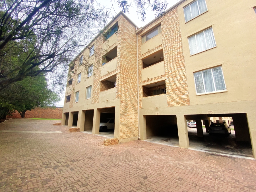 2 Bedroom Property for Sale in Wilro Park Gauteng