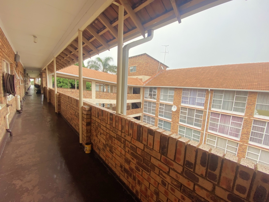 2 Bedroom Property for Sale in Horizon View Gauteng