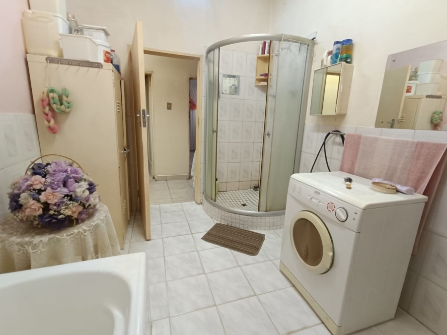 4 Bedroom Property for Sale in Brandvlei A H Gauteng