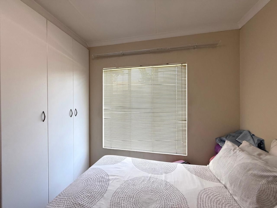 2 Bedroom Property for Sale in Allens Nek Gauteng