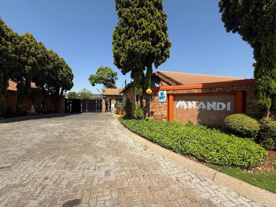 2 Bedroom Property for Sale in Allens Nek Gauteng