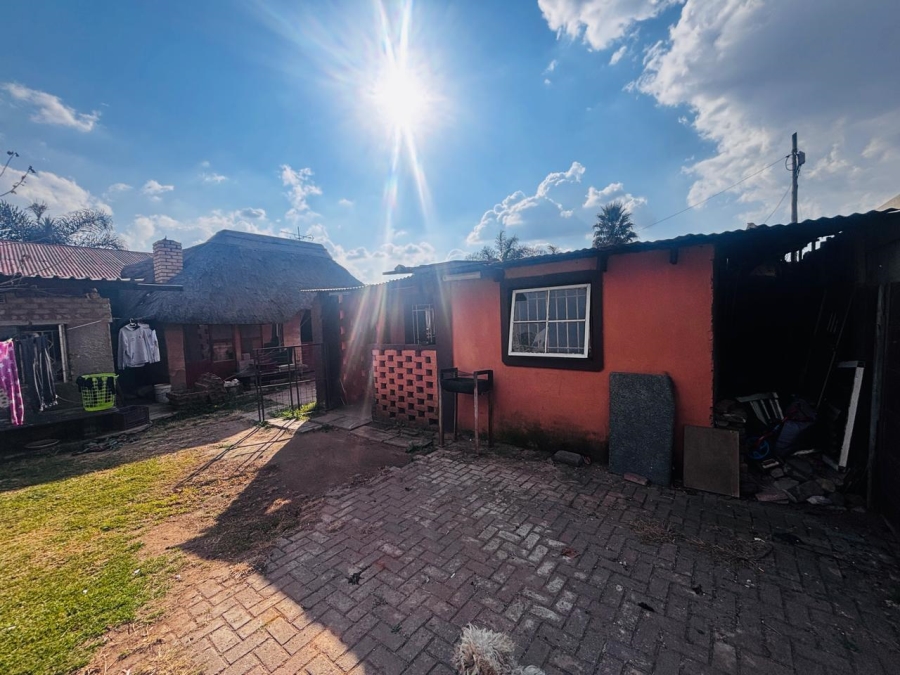 6 Bedroom Property for Sale in Krugersdorp West Gauteng