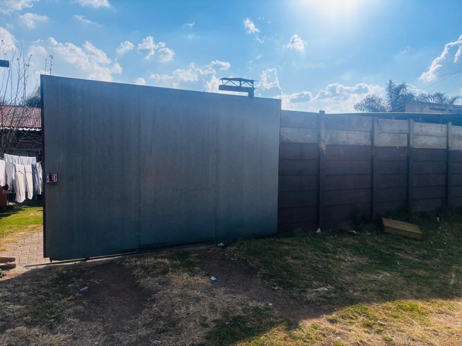 6 Bedroom Property for Sale in Krugersdorp West Gauteng