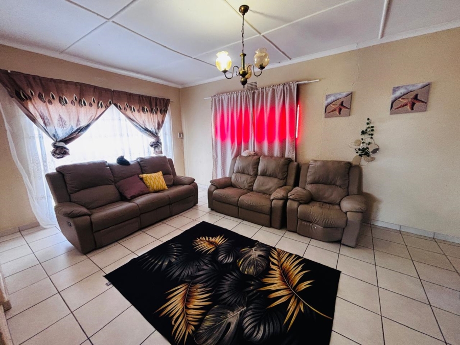 4 Bedroom Property for Sale in Krugersdorp West Gauteng