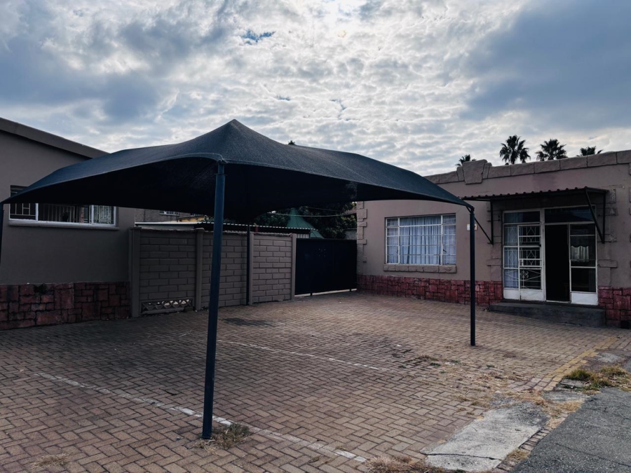 4 Bedroom Property for Sale in Krugersdorp West Gauteng