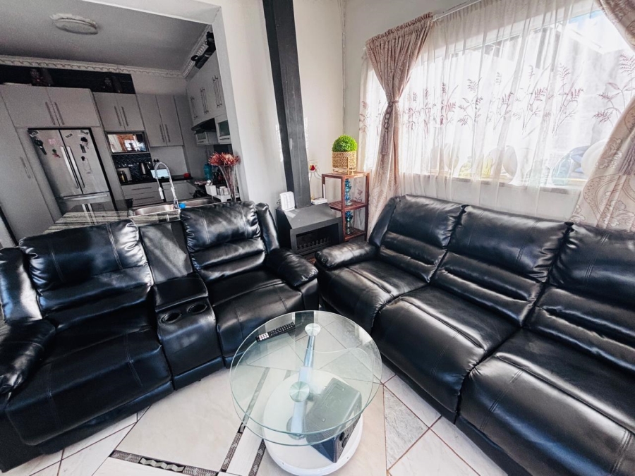 To Let 1 Bedroom Property for Rent in Krugersdorp West Gauteng