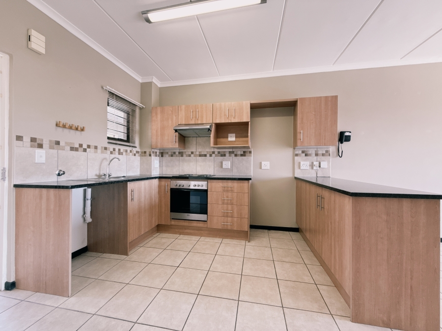 2 Bedroom Property for Sale in Homes Haven Gauteng