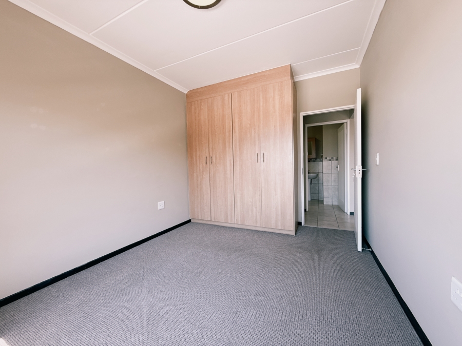 2 Bedroom Property for Sale in Homes Haven Gauteng