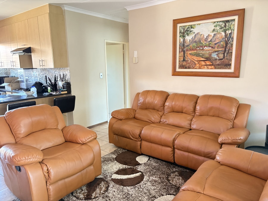 2 Bedroom Property for Sale in Wilgeheuwel Gauteng