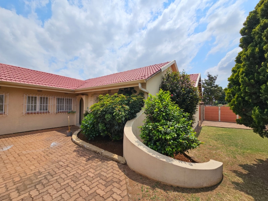 4 Bedroom Property for Sale in Culemborg Park Gauteng