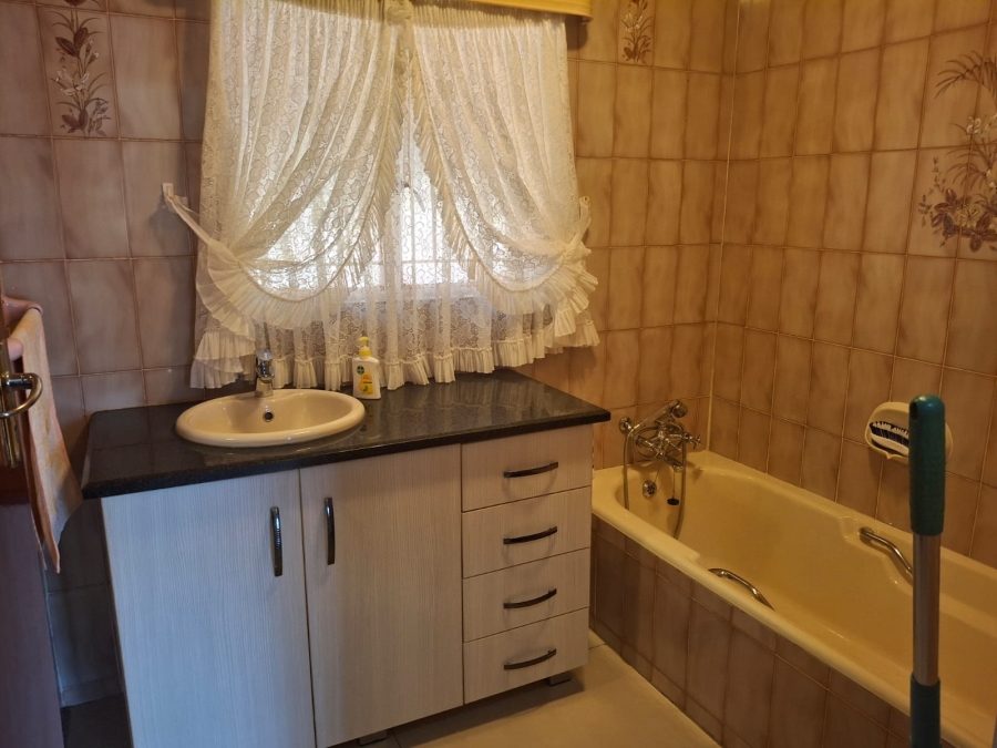 4 Bedroom Property for Sale in Culemborg Park Gauteng