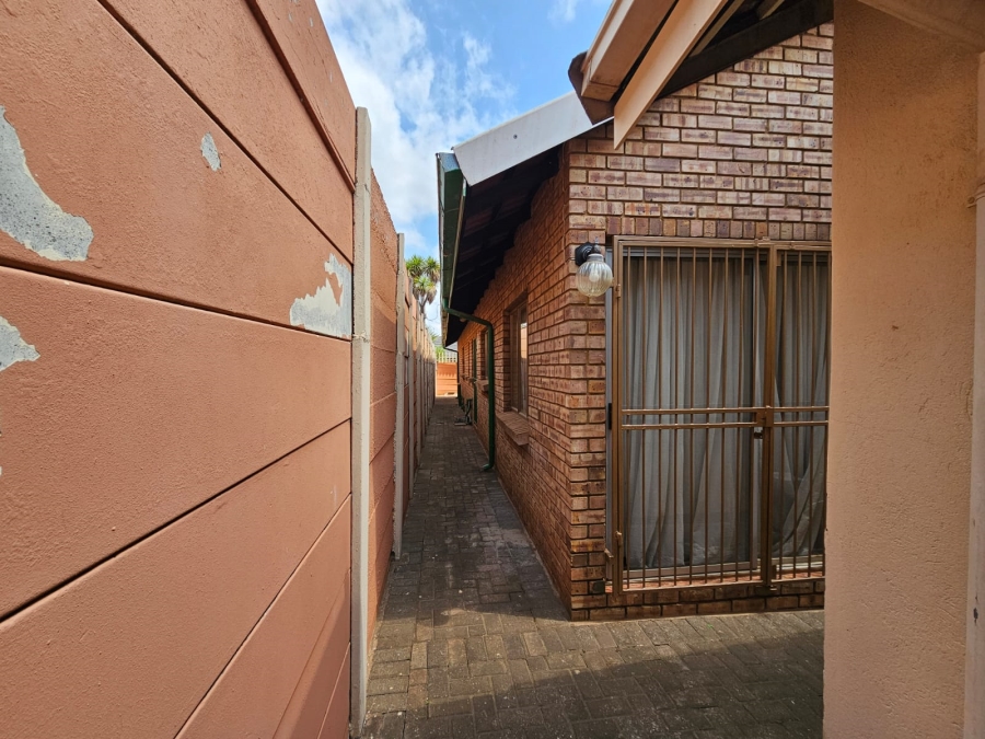 4 Bedroom Property for Sale in Culemborg Park Gauteng