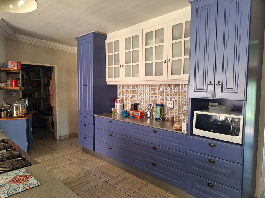 5 Bedroom Property for Sale in Helderkruin Gauteng