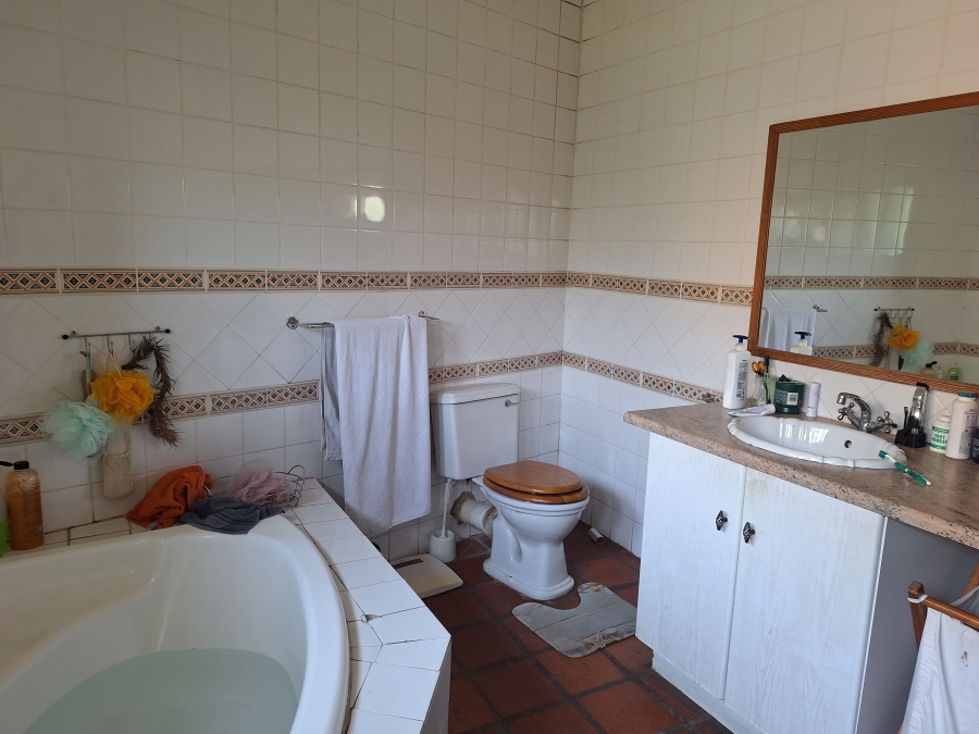 5 Bedroom Property for Sale in Helderkruin Gauteng