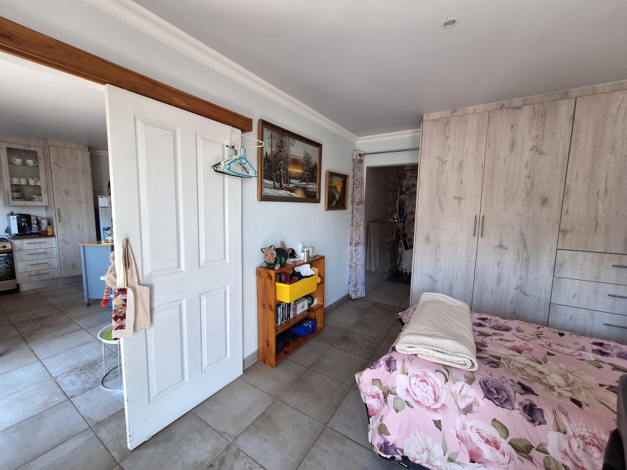 5 Bedroom Property for Sale in Helderkruin Gauteng