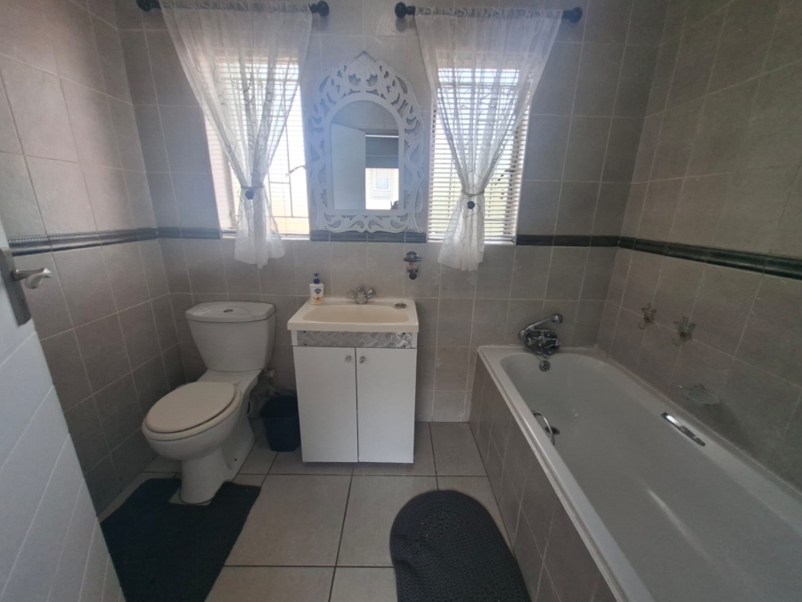 3 Bedroom Property for Sale in Krugersdorp North Gauteng