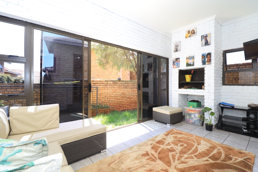 4 Bedroom Property for Sale in Honeydew Gauteng