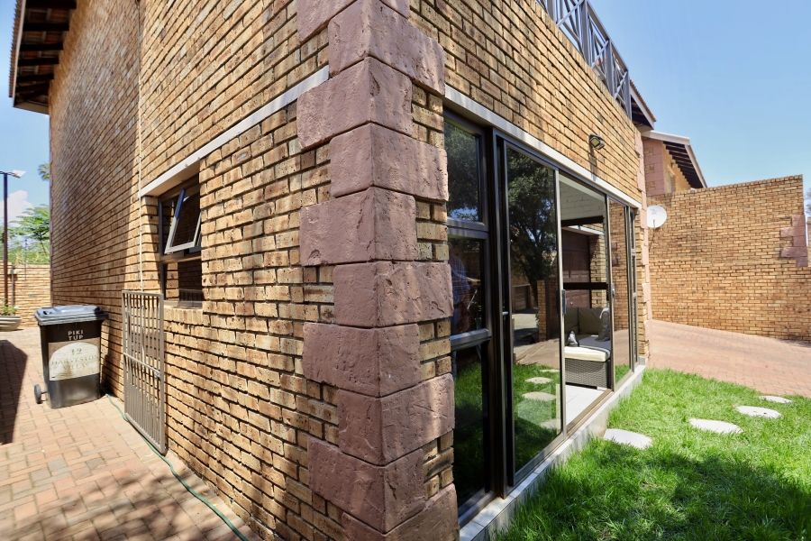 4 Bedroom Property for Sale in Honeydew Gauteng