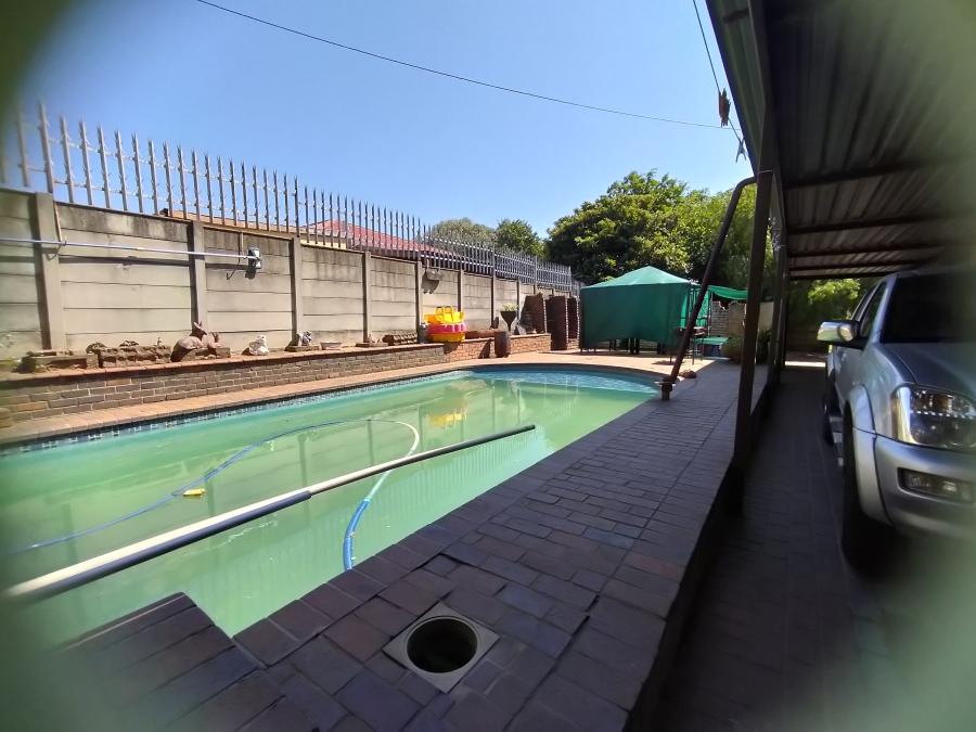 3 Bedroom Property for Sale in Hamberg Gauteng