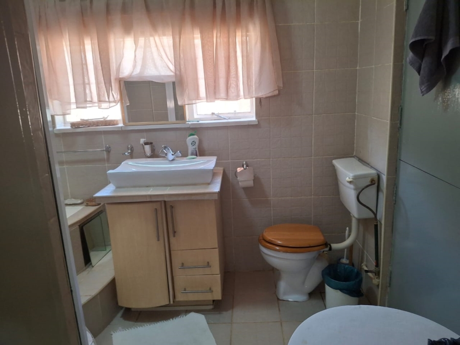 4 Bedroom Property for Sale in Greenhills Gauteng