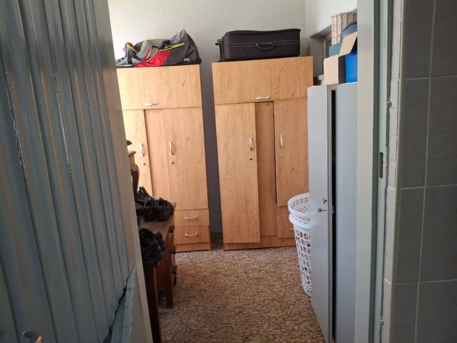 4 Bedroom Property for Sale in Greenhills Gauteng