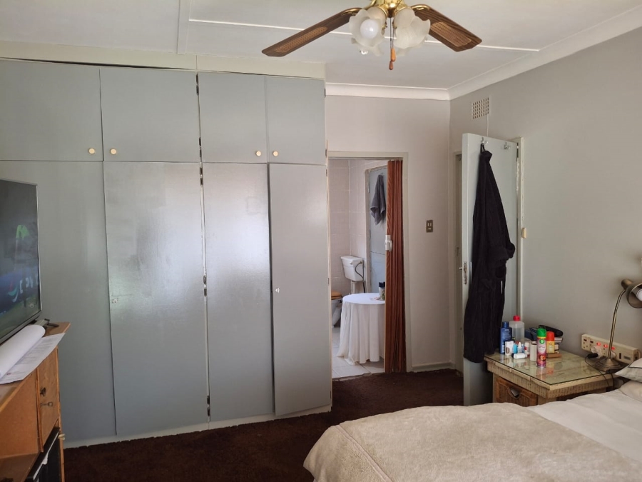 4 Bedroom Property for Sale in Greenhills Gauteng