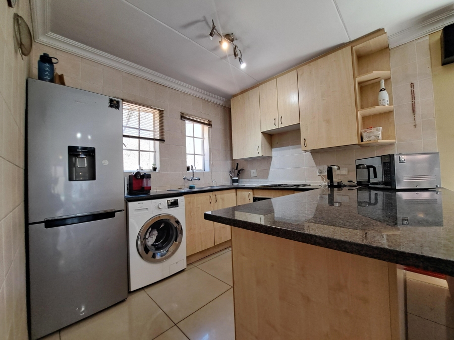 3 Bedroom Property for Sale in Willowbrook Gauteng