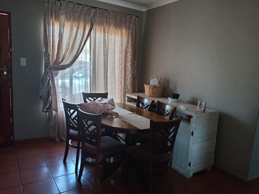 3 Bedroom Property for Sale in West Village Gauteng