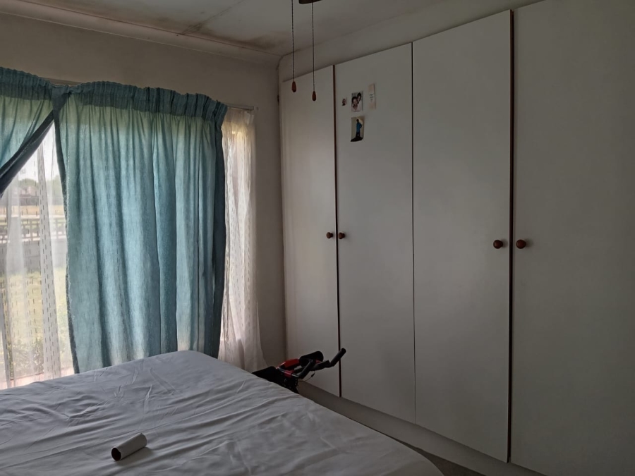 3 Bedroom Property for Sale in West Village Gauteng