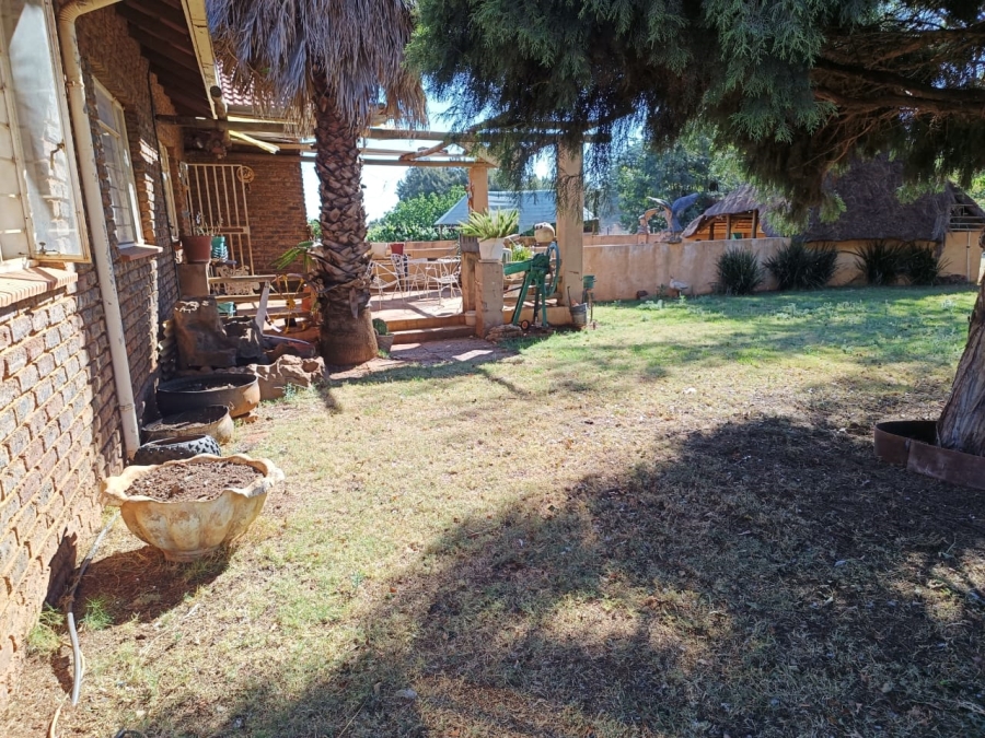 4 Bedroom Property for Sale in Hillside Gauteng