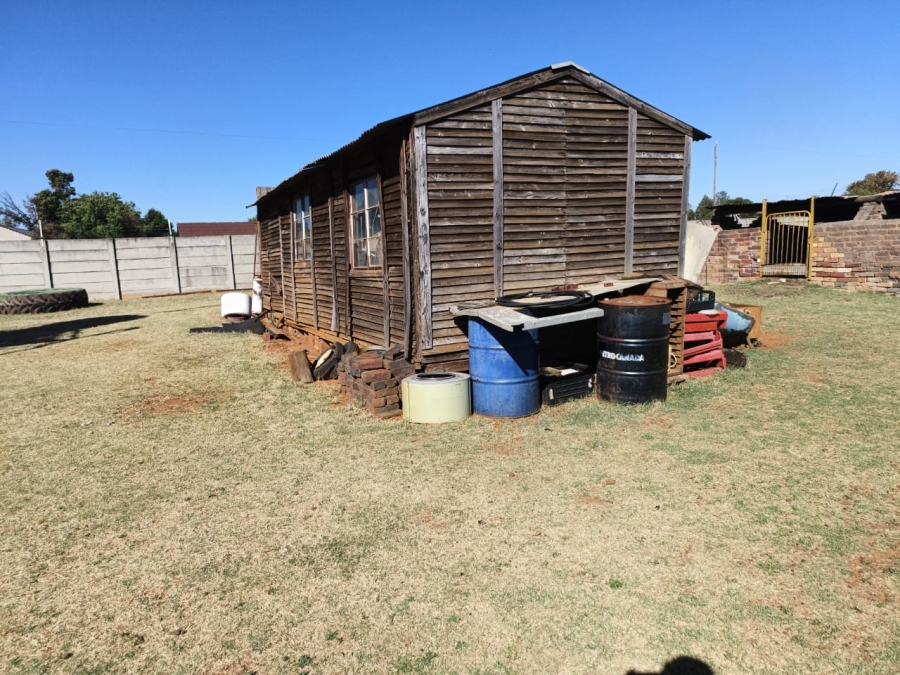 4 Bedroom Property for Sale in Hillside Gauteng