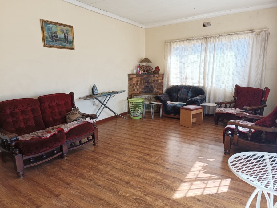 4 Bedroom Property for Sale in Hillside Gauteng