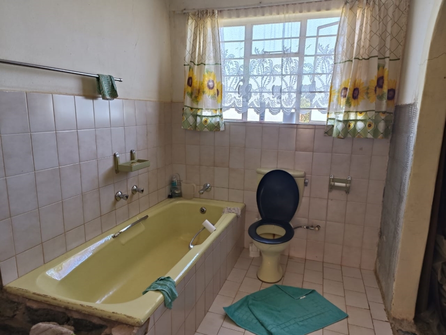 4 Bedroom Property for Sale in Hillside Gauteng