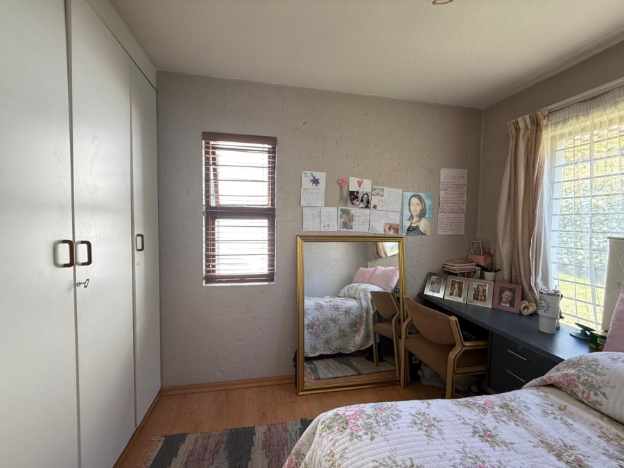 2 Bedroom Property for Sale in Constantia Kloof Gauteng