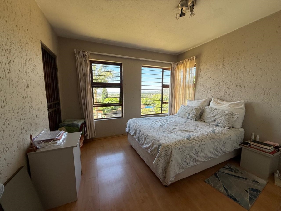2 Bedroom Property for Sale in Constantia Kloof Gauteng