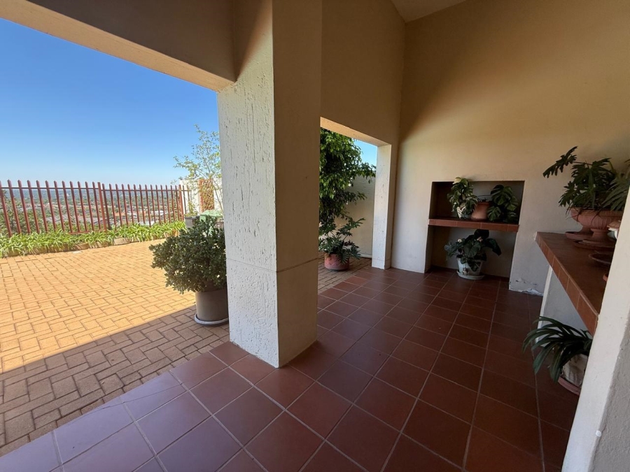 2 Bedroom Property for Sale in Constantia Kloof Gauteng