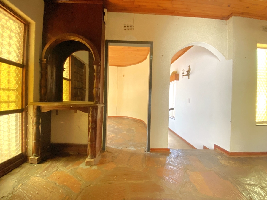 4 Bedroom Property for Sale in Wilro Park Gauteng