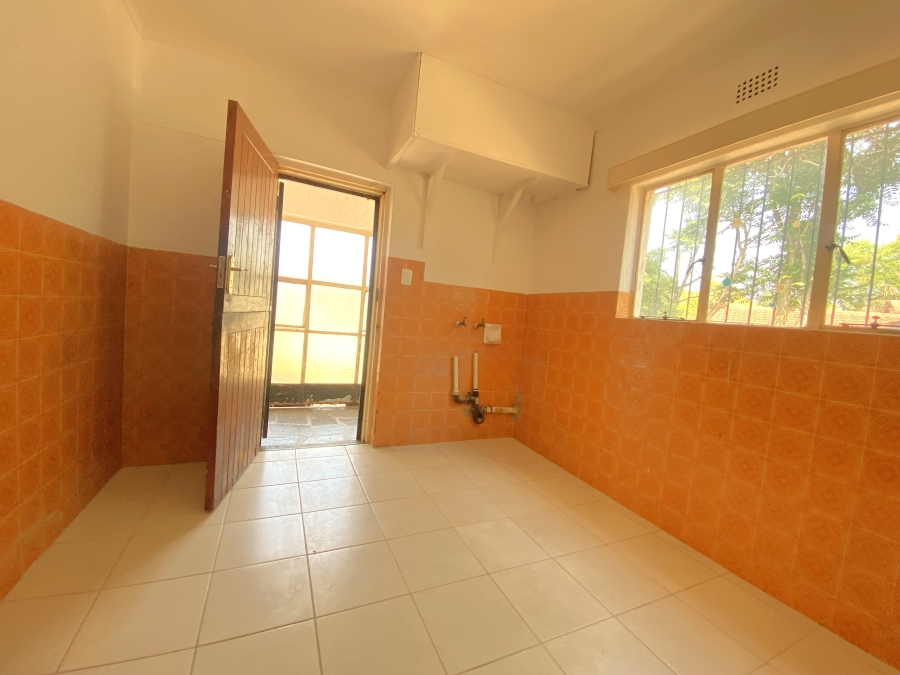 4 Bedroom Property for Sale in Wilro Park Gauteng