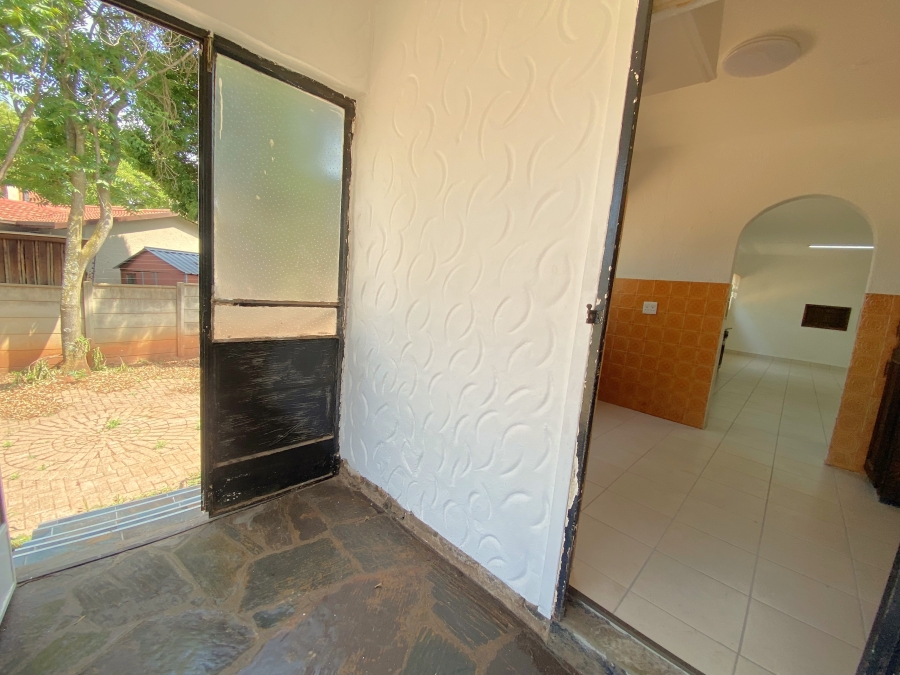 4 Bedroom Property for Sale in Wilro Park Gauteng