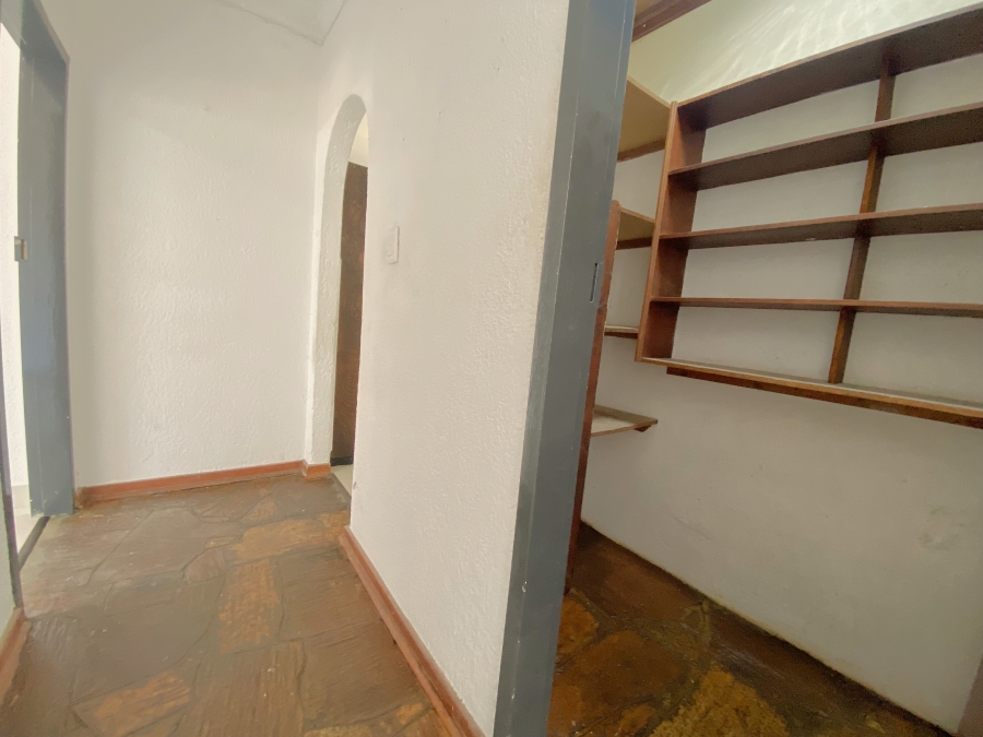 4 Bedroom Property for Sale in Wilro Park Gauteng