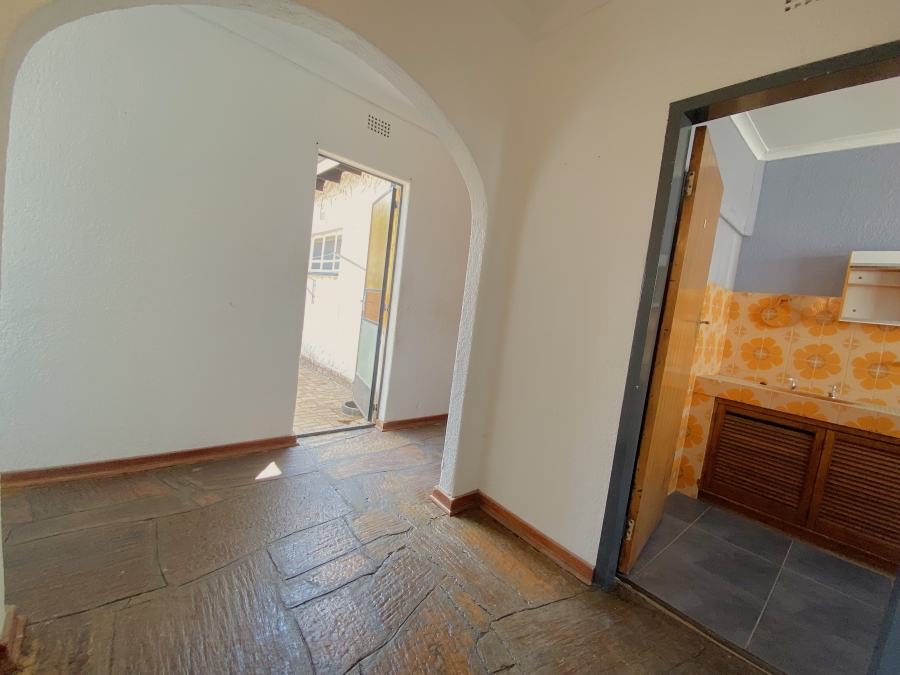 4 Bedroom Property for Sale in Wilro Park Gauteng