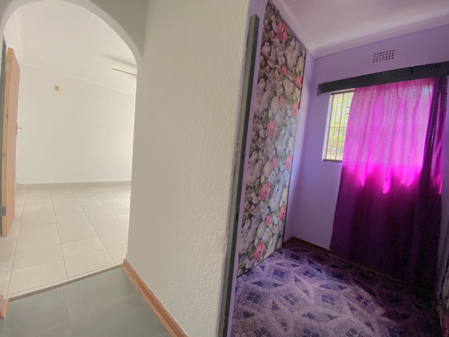 4 Bedroom Property for Sale in Wilro Park Gauteng