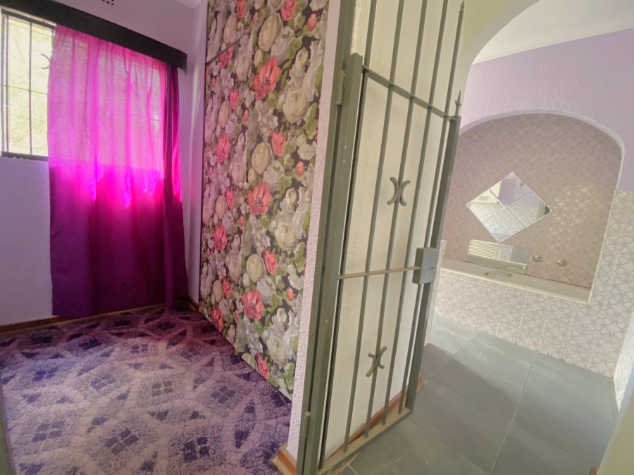 4 Bedroom Property for Sale in Wilro Park Gauteng