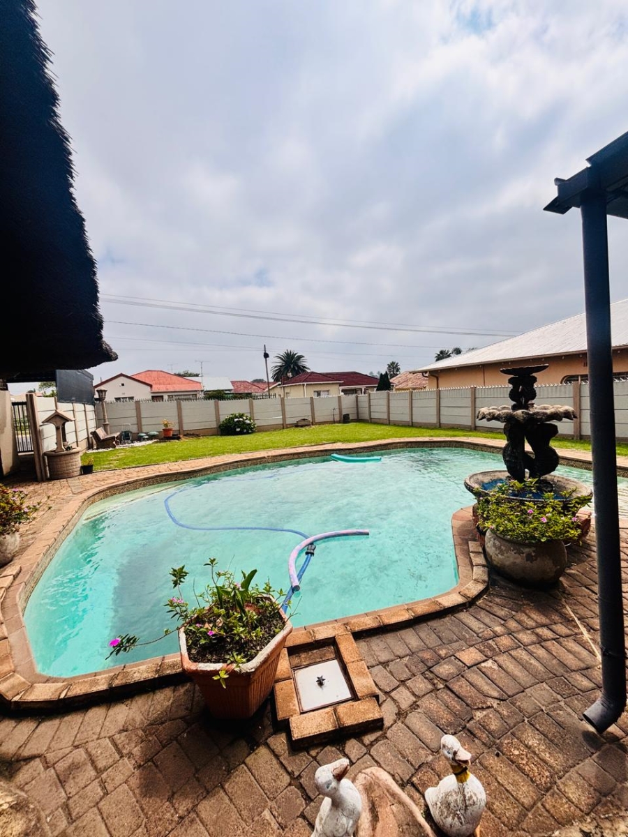 3 Bedroom Property for Sale in Krugersdorp West Gauteng