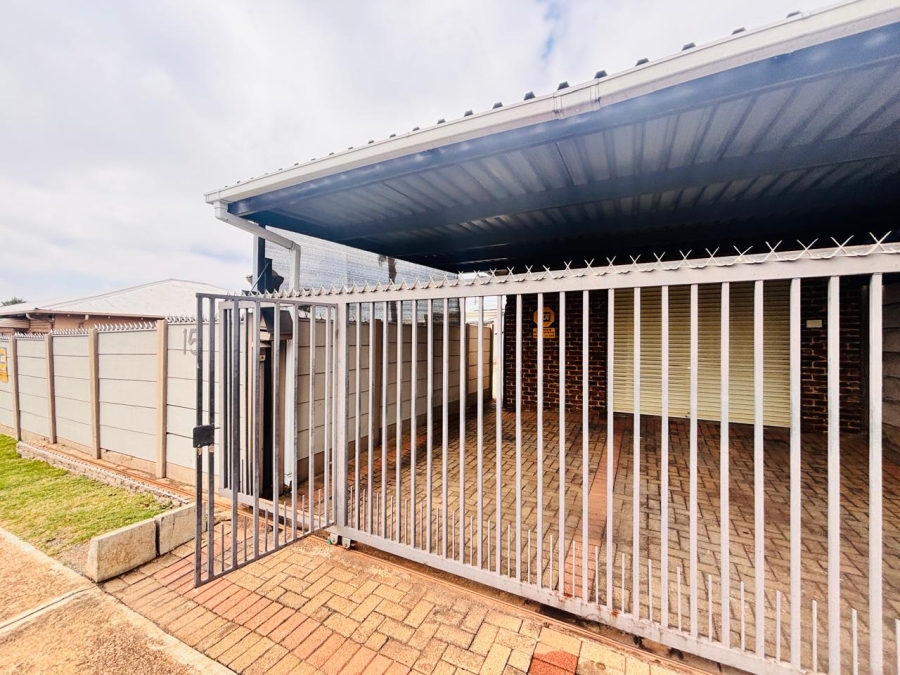 3 Bedroom Property for Sale in Krugersdorp West Gauteng