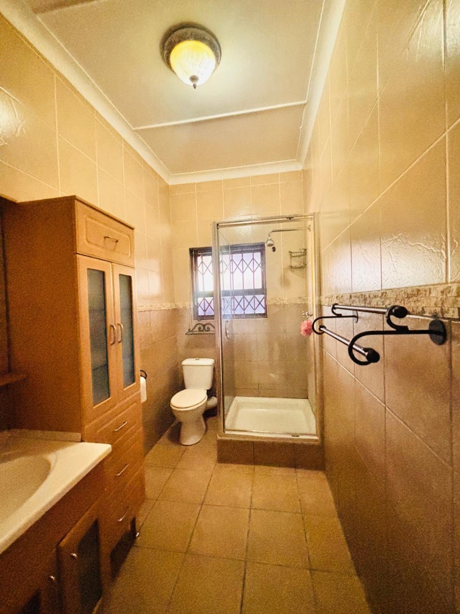 6 Bedroom Property for Sale in Krugersdorp West Gauteng