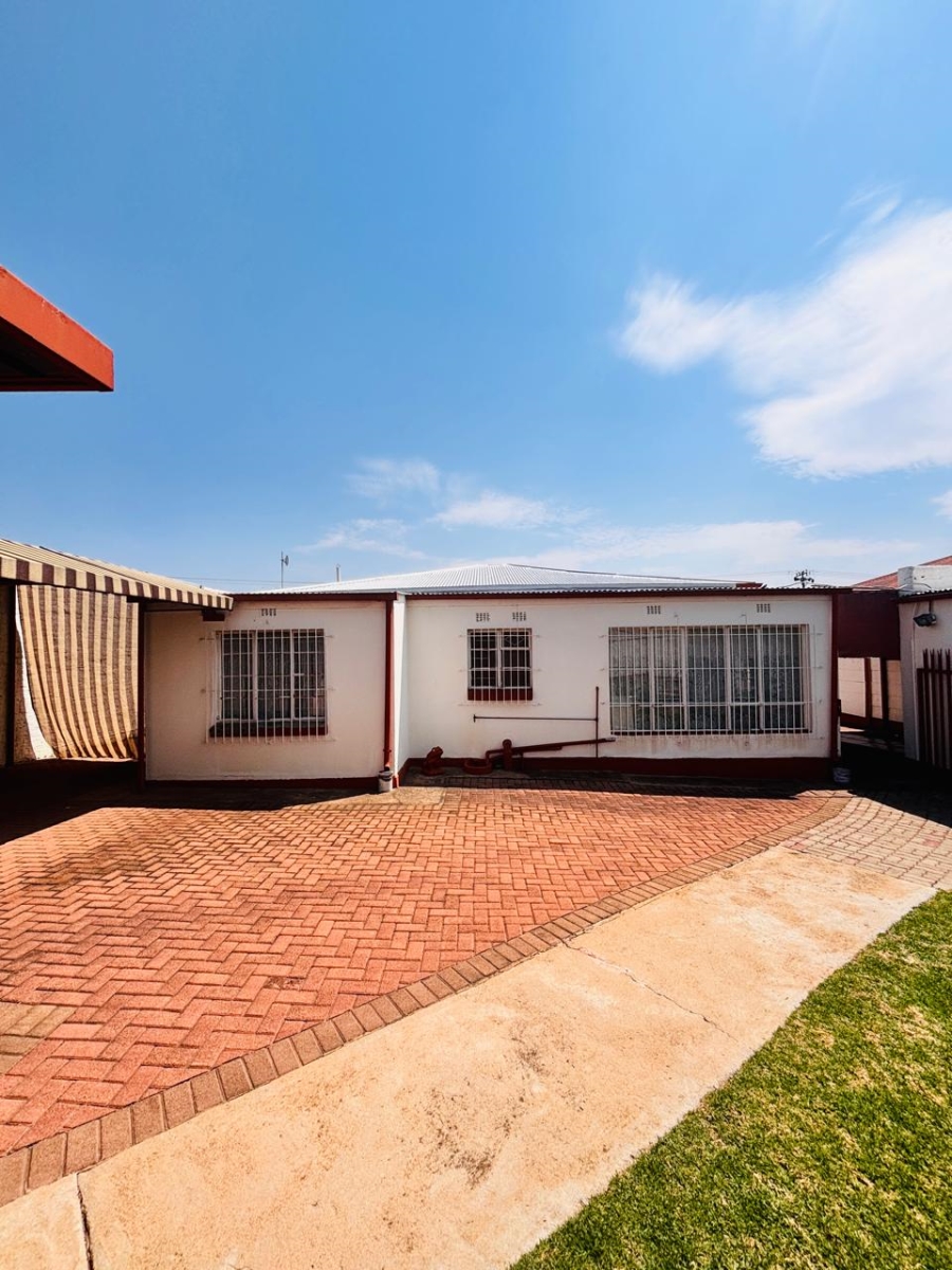 3 Bedroom Property for Sale in Krugersdorp West Gauteng