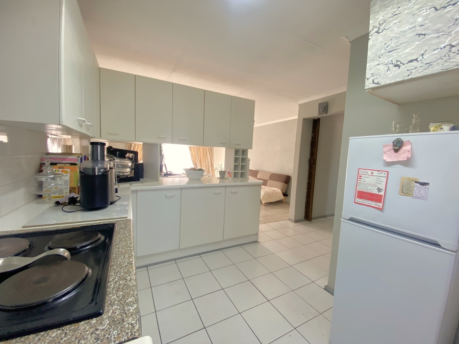 2 Bedroom Property for Sale in Krugersdorp North Gauteng