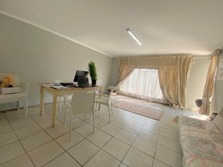 2 Bedroom Property for Sale in Krugersdorp North Gauteng