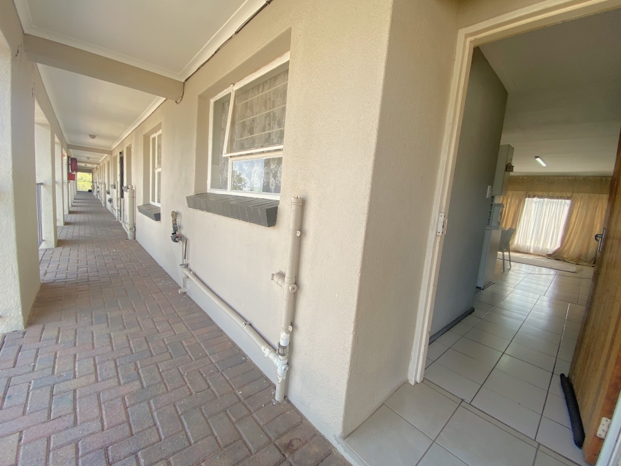 2 Bedroom Property for Sale in Krugersdorp North Gauteng